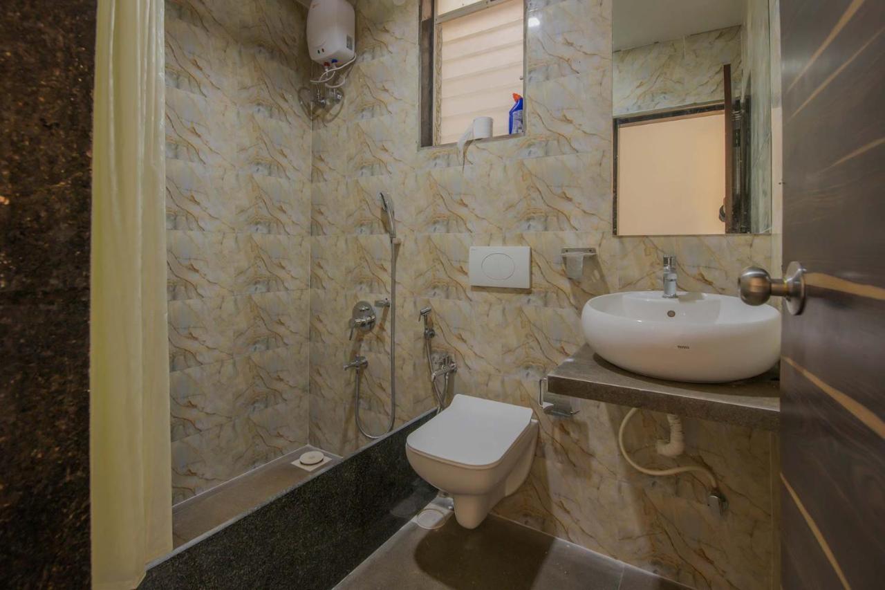 Stayvista'S Vine & Splash - Riverside Villa With An Infinity Pool And Indoor Games Karjat Exterior foto